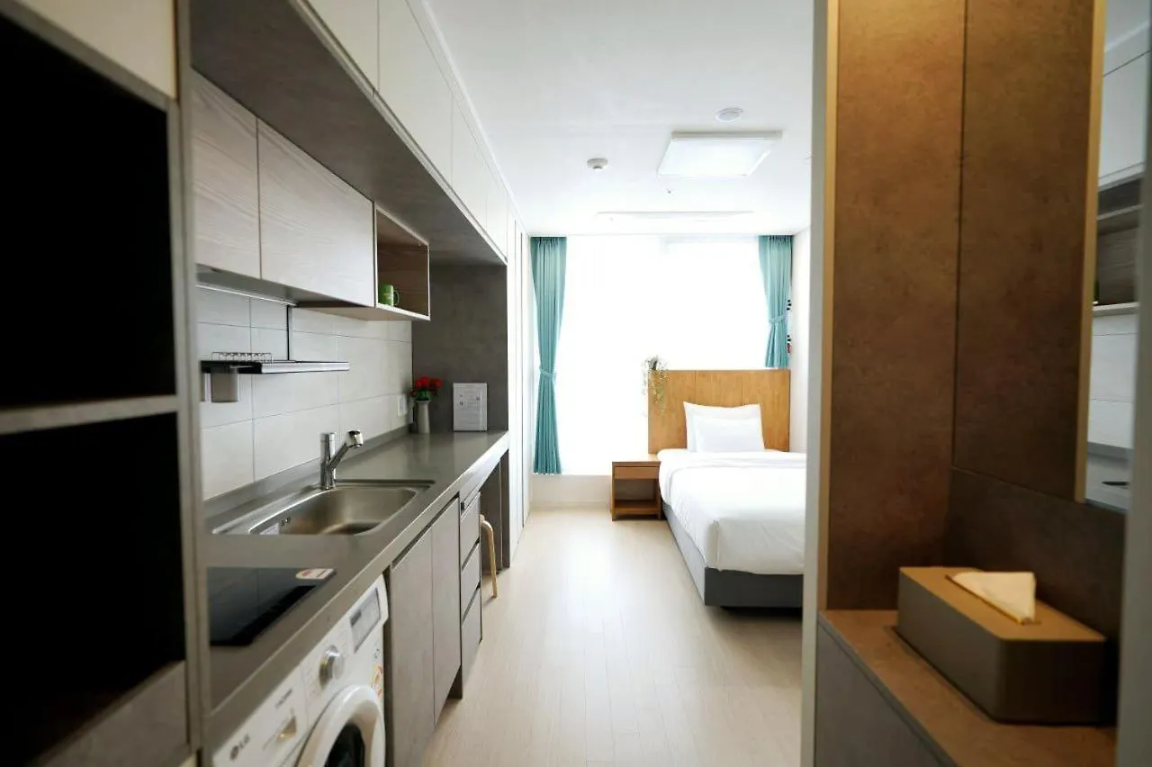 Wellstay Hotel Incheon Apartment