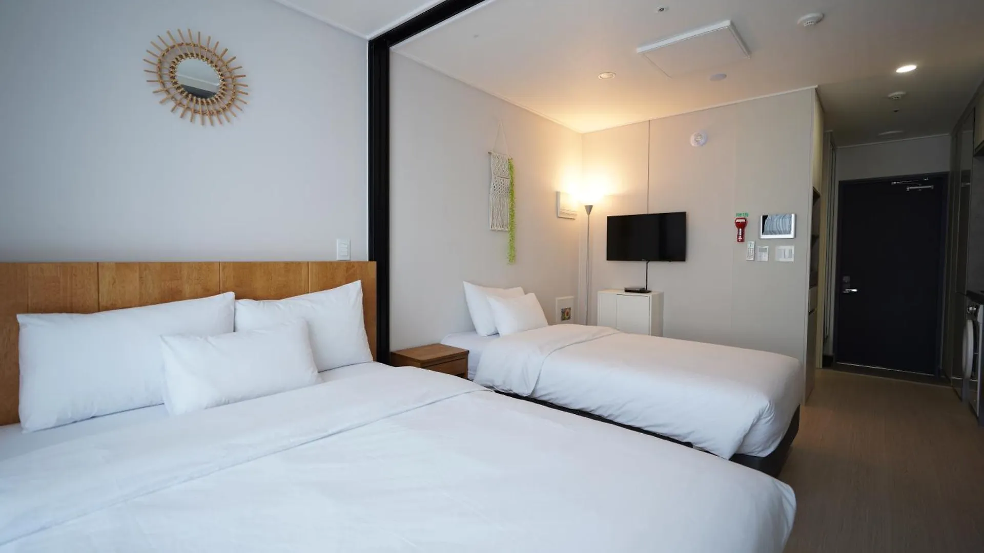 Wellstay Hotel Incheon Apartment