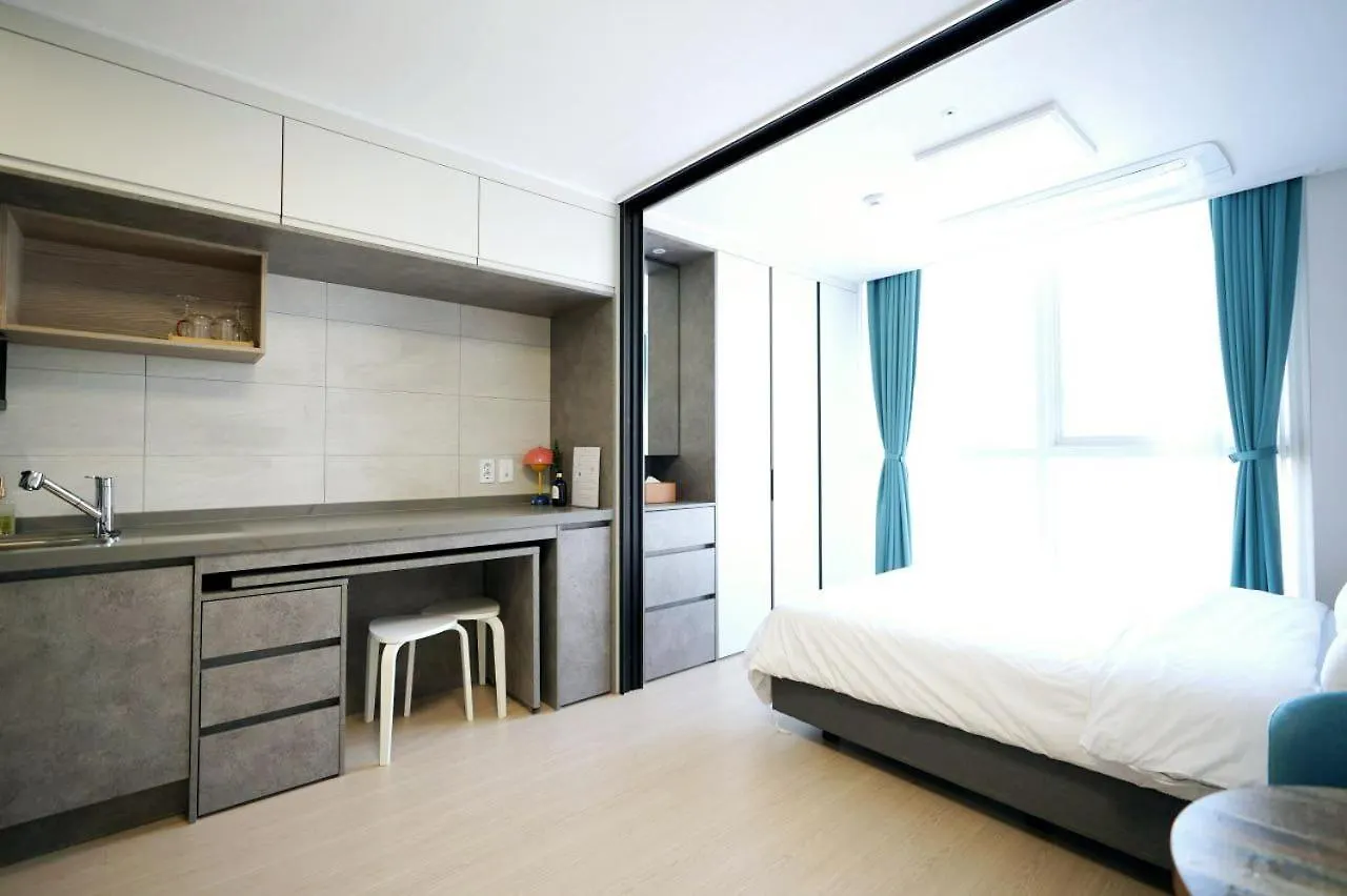 Apartment Wellstay Hotel Incheon
